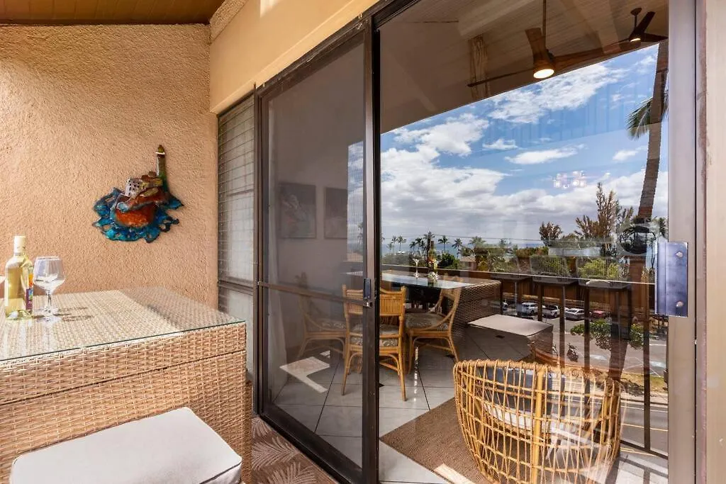 Ocean View Condo, Walk To Beach, Cafes & Shops Kihei Apartment