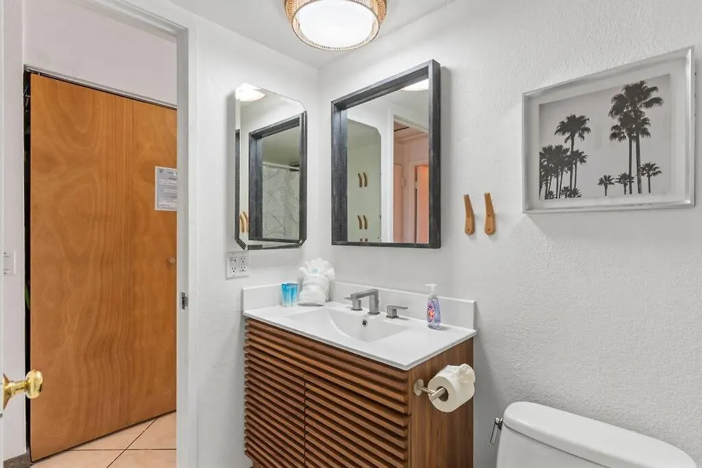 Ocean View Condo, Walk To Beach, Cafes & Shops Kihei